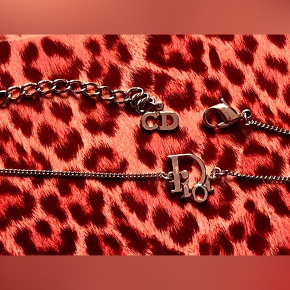 💎 Christian Dior silver dainty bracelet with Dior logo and all stamps. - Picture 2 of 10